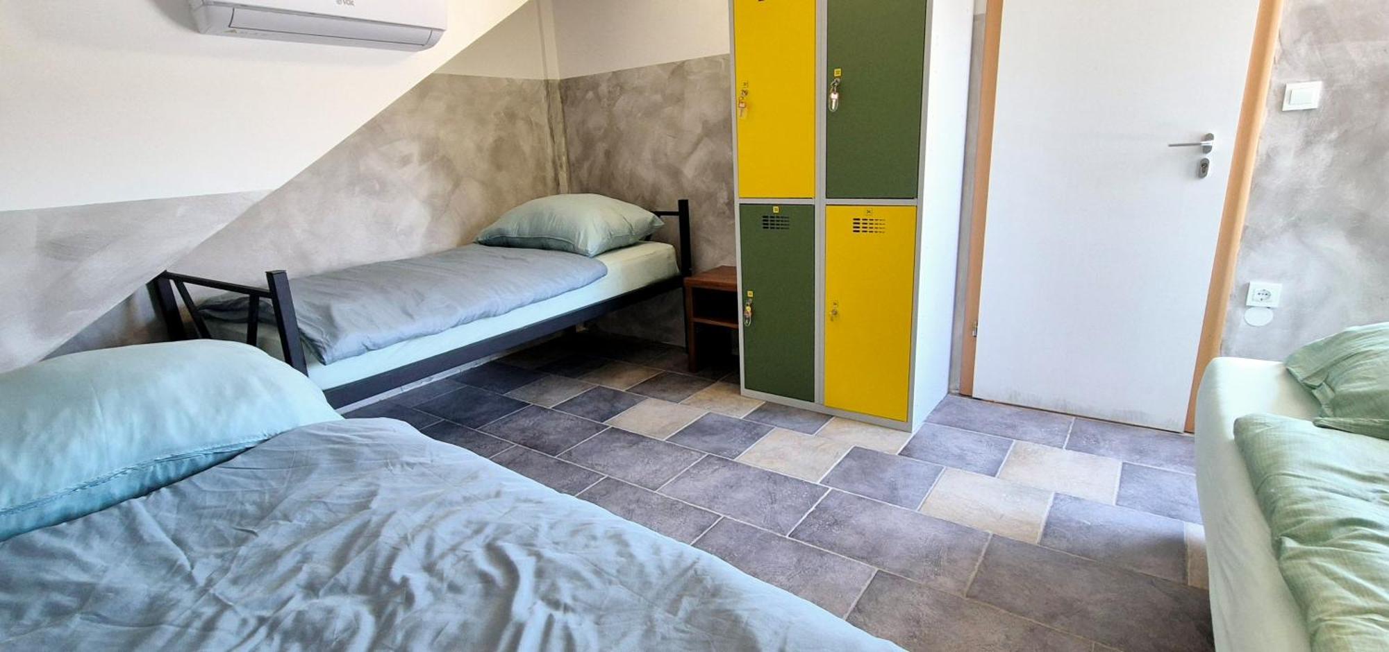 Bled Lesce Station Rooms And Beds 外观 照片