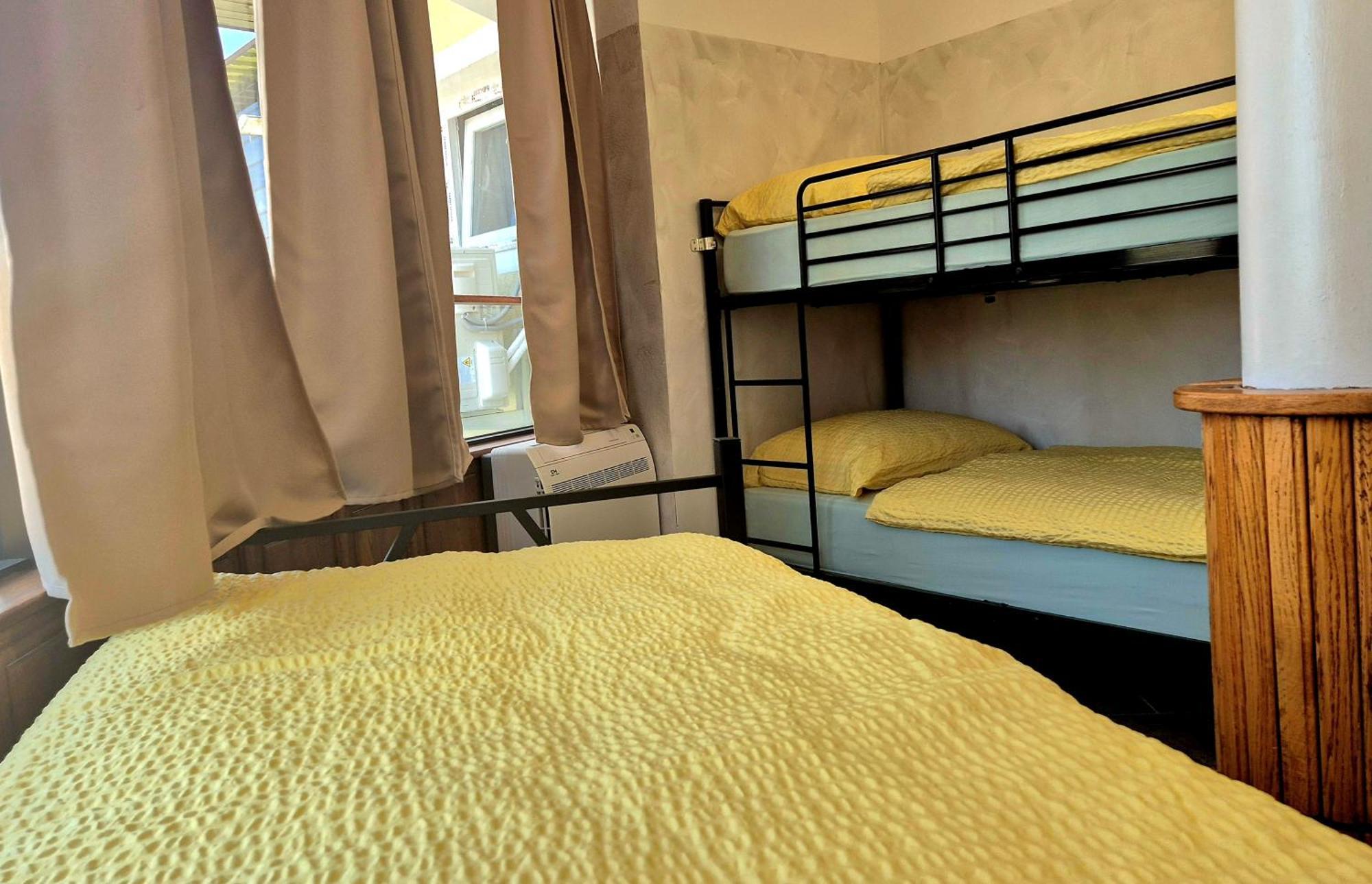 Bled Lesce Station Rooms And Beds 外观 照片