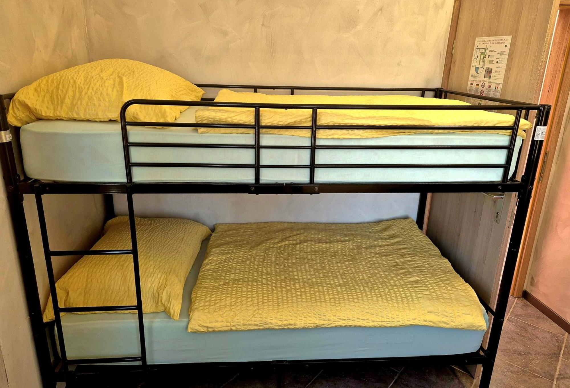 Bled Lesce Station Rooms And Beds 外观 照片