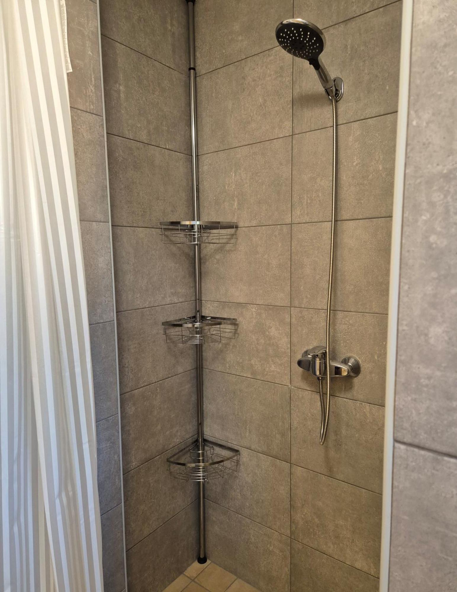 Bled Lesce Station Rooms And Beds 外观 照片
